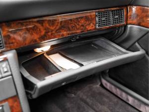 Audi V8 1990 года  (EU)